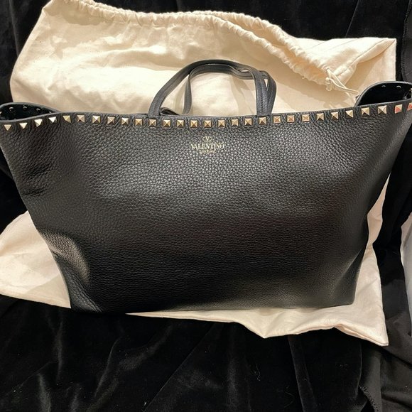 VALENTINO GARAVANI Grained Calfskin Rockstud Shoulder Tote - Picture 2 of 10